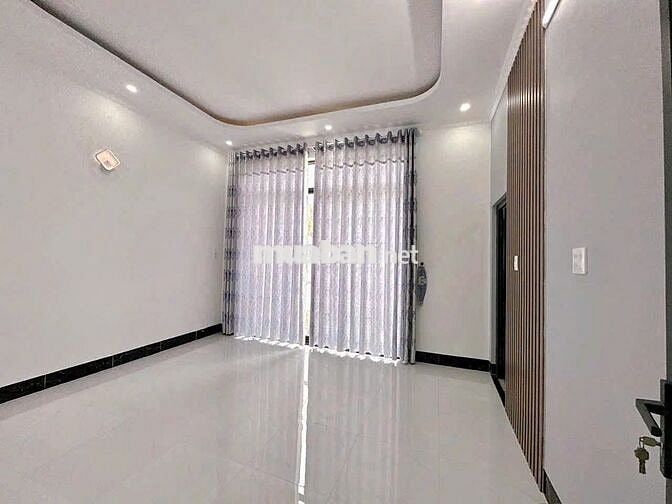 Nhà trệt lầu 3PN có nội thất hẻm đường Trần Quang Diệu chỉ 8 triệu
