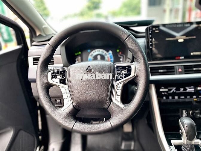 Mitsubishi Xpander Cross 2024 Đen 19.000 km