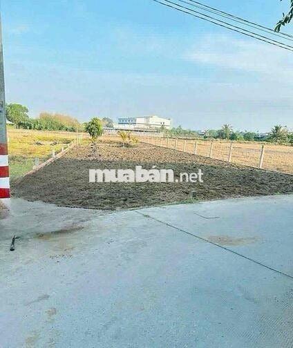 Chủ kẹt tiền gửi bán gấp🔥lô đất vườn 500m2 gần ytế mỹ lộc giá 700tr