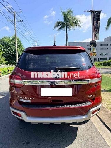 Ford Everest Titanium 2018 2.0L 4x4 AT Nhập Thái