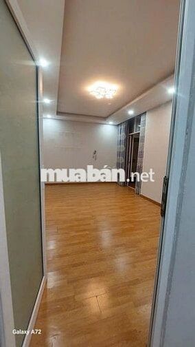 BÁN CHUNG CƯ Kim Sơn, lô góc, DT: 80m2. 2PN, 2WC. Sổ riêng, thang máy.