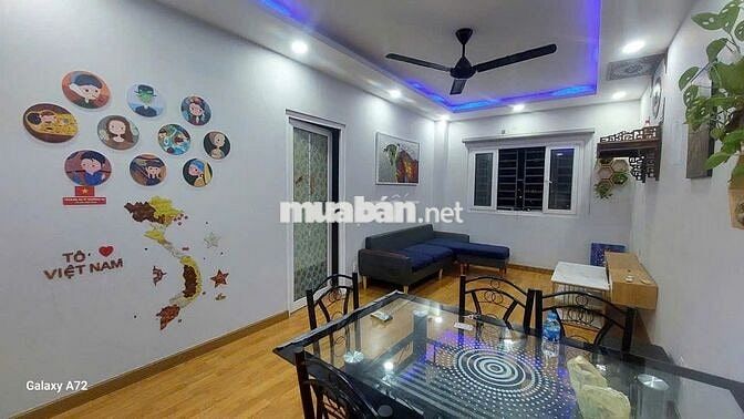 BÁN CHUNG CƯ Kim Sơn, lô góc, DT: 80m2. 2PN, 2WC. Sổ riêng, thang máy.