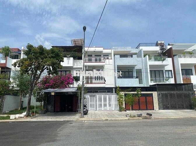 Bán nhà phố khu đô thị Mỹ Gia - thành phố Nha Trang - nội thất đầy đủ