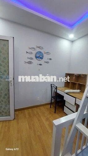 BÁN CHUNG CƯ Kim Sơn, lô góc, DT: 80m2. 2PN, 2WC. Sổ riêng, thang máy.