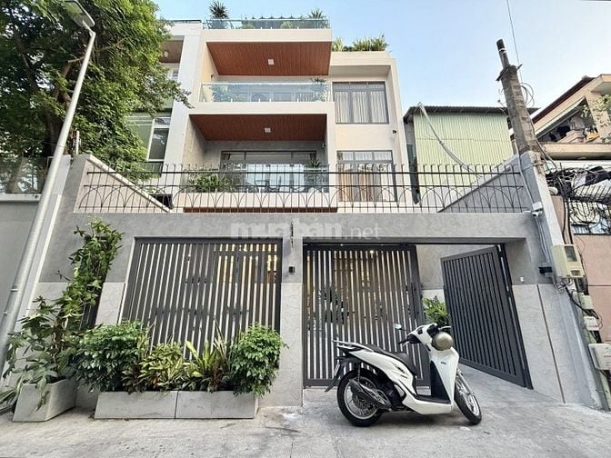 Chính chủ bán biệt thự Nguyễn Chí Thanh Q.5 - 7,7m x 20m ô tô vào nhà