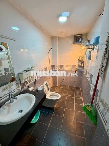 CHO THUÊ NR TẠI SỐ 15 NGÕ 58 ĐƯỜNG LÁNG, THỊNH QUANG, ĐỐNG ĐA, HN