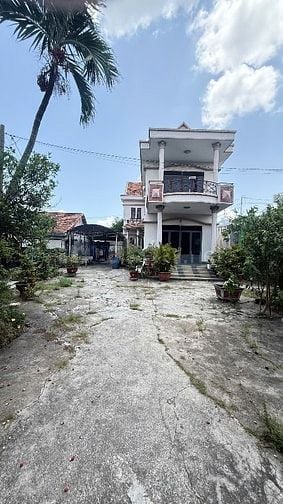 BÁN ĐẤT TẶNG 2 NHÀ  DT 750M2 FULL THỔ TẠI ĐƯỜN TÂN KỲ TÂN QUÝ GIÁ 36 T