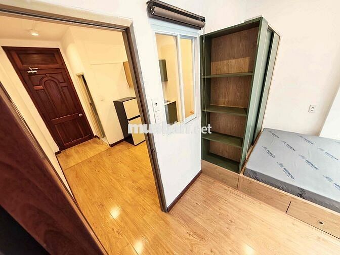 Cho thuê căn 1pn mới tách bếp cửa sổ full nt ở Sư Vạn Hạnh quận 10