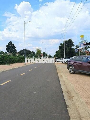 ĐẤT MẶT TIỀN TRUNG TÂM VỊ TRÍ ĐẸP