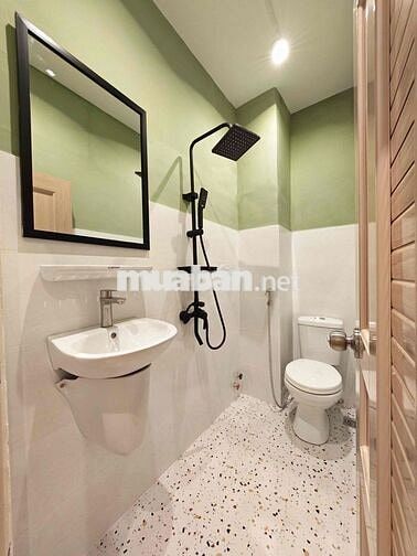 Cho thuê căn 1pn mới tách bếp cửa sổ full nt ở Sư Vạn Hạnh quận 10