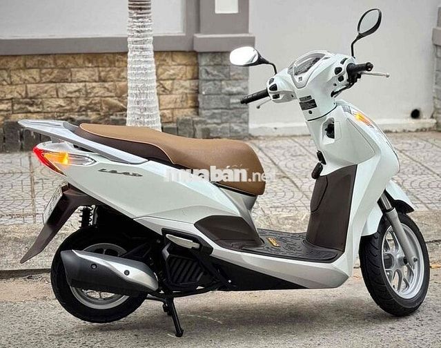 Honda Lead 2018 Smartkey Trắng cực đẹp biển số 43