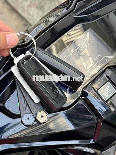 Honda AirBlade 125 4val 2024 Đen bóng rin 12.000km