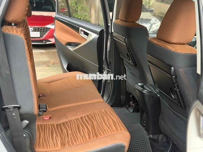 Toyota Innova G 2017 Tự động Bạc
