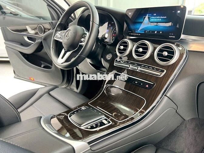 Mercedes-Benz GLC 200 2022 odo 5 vạn