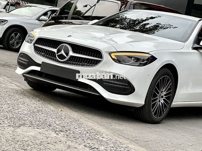 Mercedes Benz GLC200 4MATIC V1