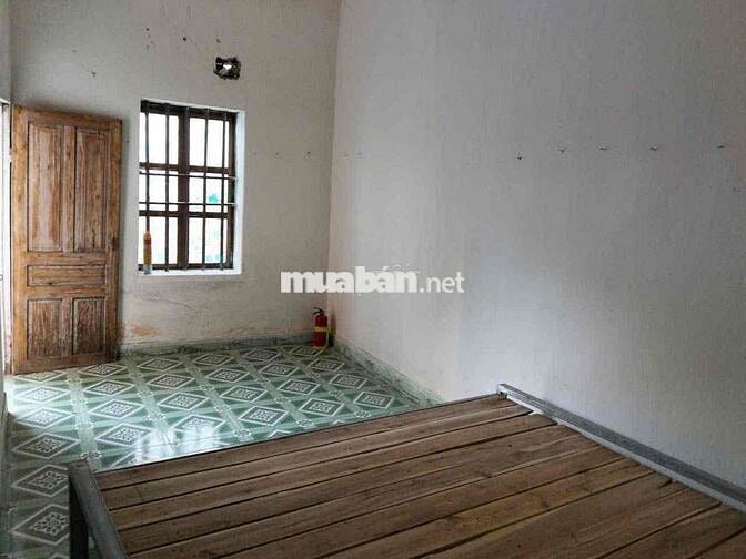 Cho Thuê Nhà Cấp 4 200M , Có 4 Phòng Riêng , Đủ Đồ