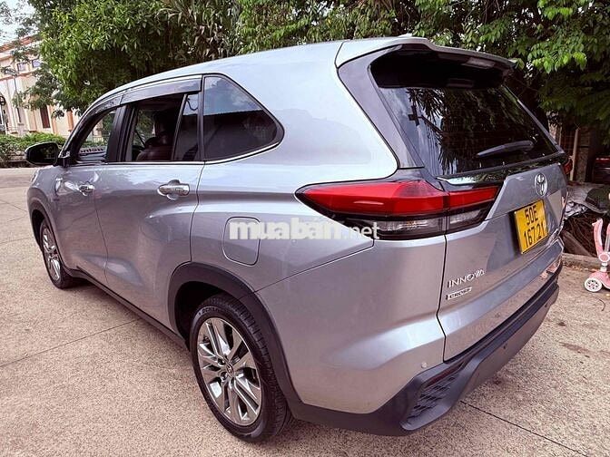 Toyota Innova Cross Hybrid (HEV) 2025 - 39000 km
