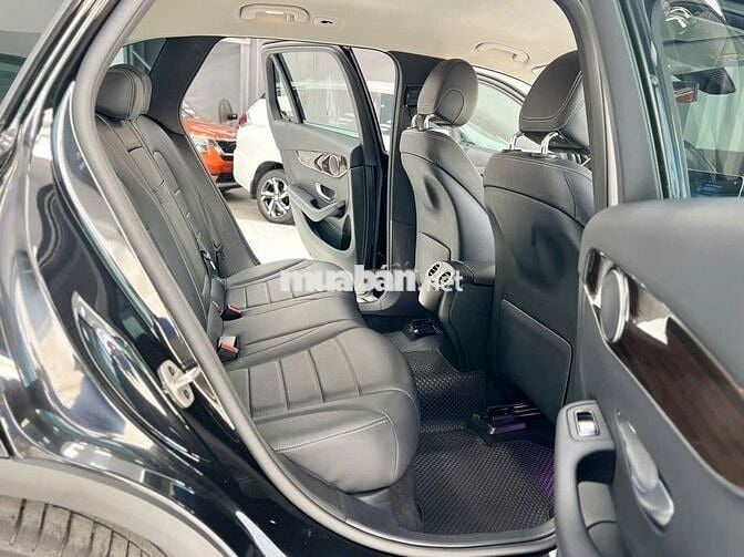 Mercedes-Benz GLC 200 2022 odo 5 vạn