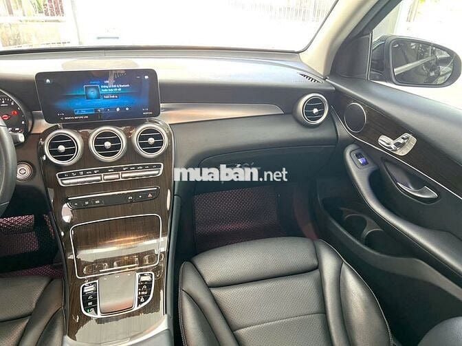 Mercedes-Benz GLC 200 2022 odo 5 vạn