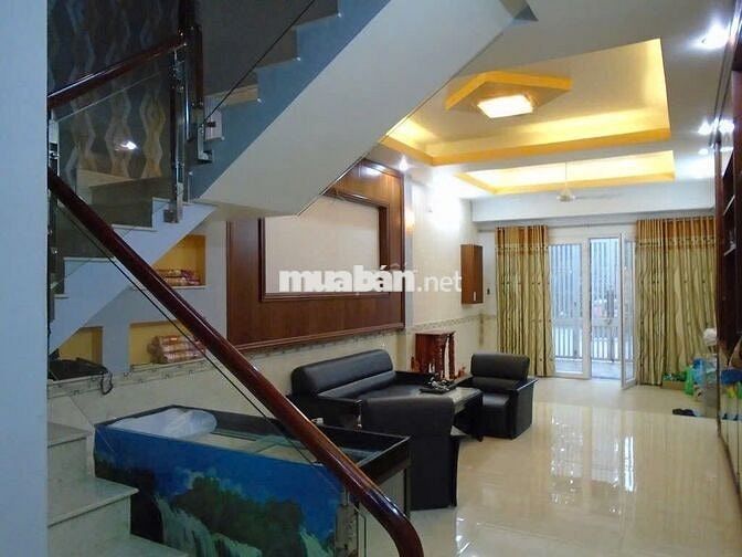CHO THUÊ NHÀ NGUYÊN CĂN 1 trệt + 3 lầu QUẬN 8
