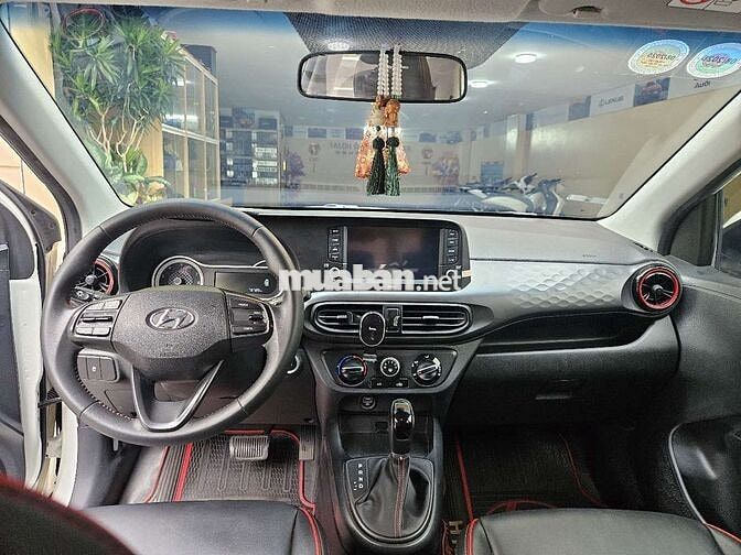 Hyundai Grand i10 1.2AT 2021 Trắng Tự động