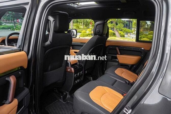 Land Rover Defender X 110 2023 Siêu Lướt 9.800km