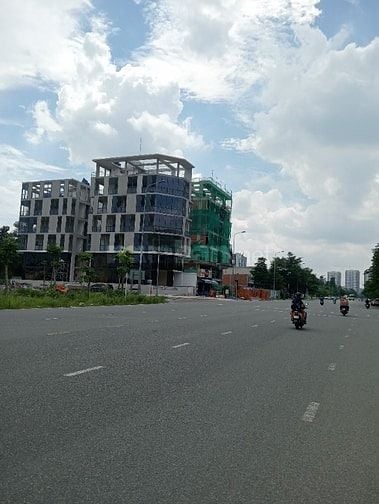 BÁN ĐẤT NỀN DỰ ÁN CTY PHÚ NHUẬN 4 TML.GIÁ 25 TỶ 500TR