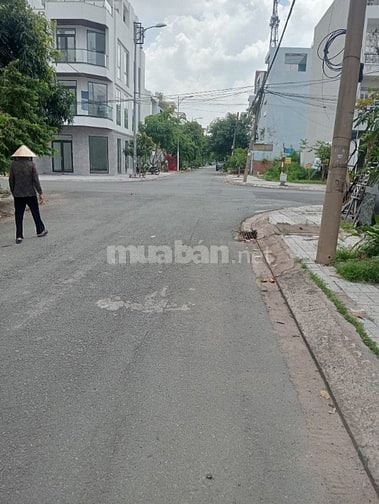 BÁN ĐẤT NỀN DỰ ÁN CTY PHÚ NHUẬN 4 TML.GIÁ 25 TỶ 500TR