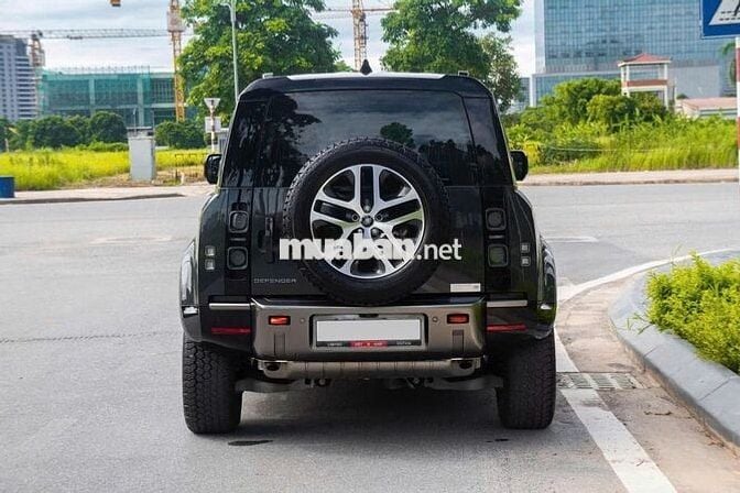 Land Rover Defender X 110 2023 Siêu Lướt 9.800km
