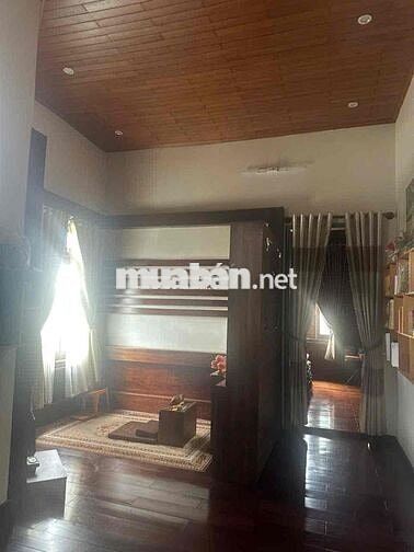 🏡 Nhà BIỆT THỰ, 2 mặt tiền, full nội thất gỗ hương cao cấp