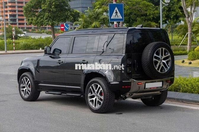 Land Rover Defender X 110 2023 Siêu Lướt 9.800km