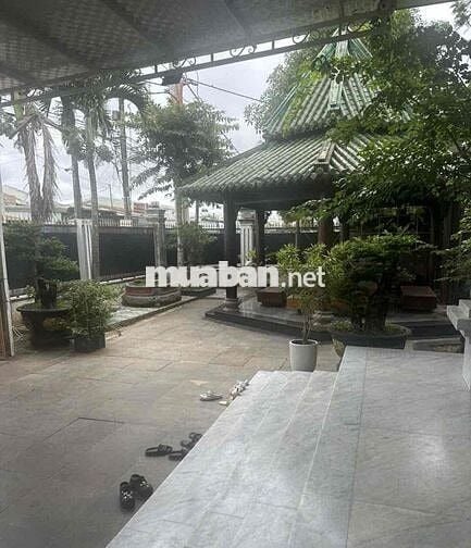 🏡 Nhà BIỆT THỰ, 2 mặt tiền, full nội thất gỗ hương cao cấp