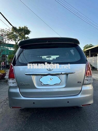 Toyota Innova Bảng G 2011 7 chỗ Bạc
