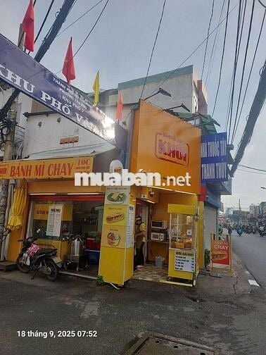 Tuyển Dụng Nhân Viên Bán Bánh Mì Chay