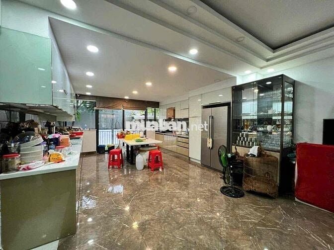 CHO THUÊ BIỆT THỰ MỚI 6 PN - Thang Máy- Full Nội Thất 90 Triệu
