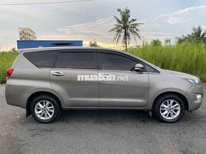 Toyota Innova G Xám Số tự động