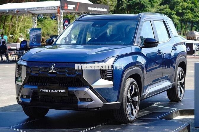 Mitsubishi Destinator SUV 7 chỗ Turbo, trả góp 85%