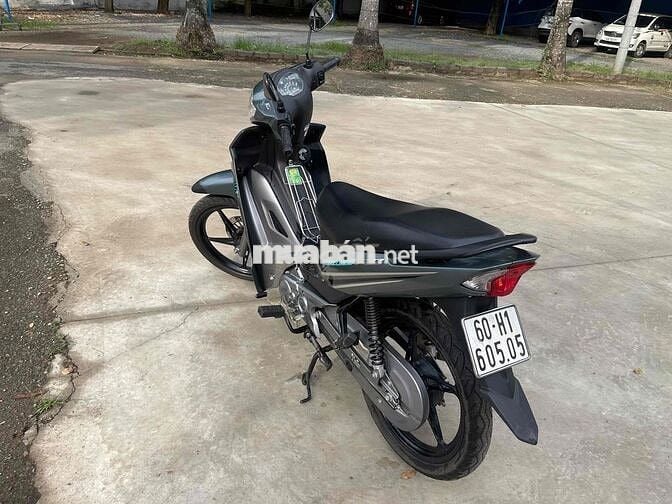 Yamaha Sirius FI 2023 Xám 2175 km