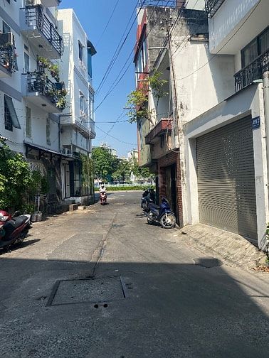 nhà bán chính chủ quận 3 hẻm 7m đường NKKN
