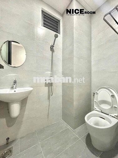 CĂN HỘ BANCOL THANG MÁY 5 củ 3 CÒN GIẢM CHO 1 người