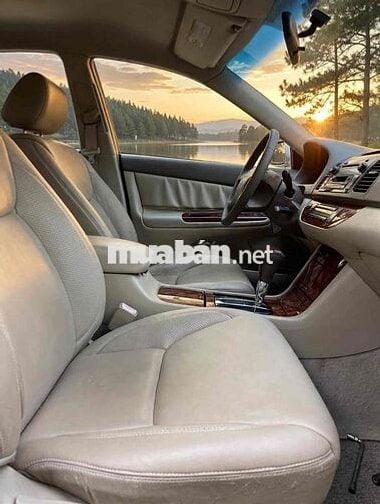 Toyota Camry 2004 Vàng cát