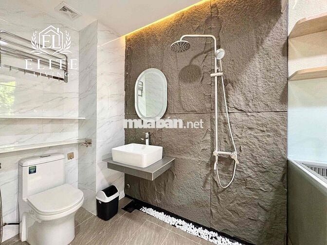 ‼ Studio - Cửa sổ trời - Thang máy - Hầm xe ngay Toà nhà Viettel