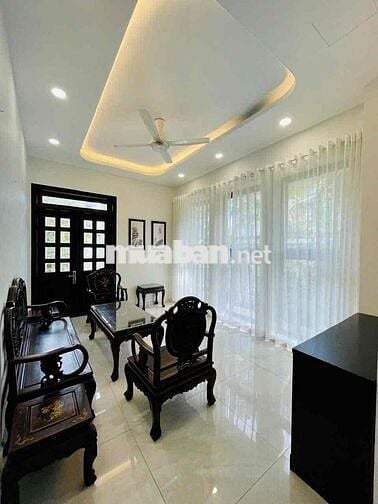 CHO THUÊ BIỆT THỰ GÓC AN VIÊN – CHỈ VÀI BƯỚC CHÂN RA BIỂN