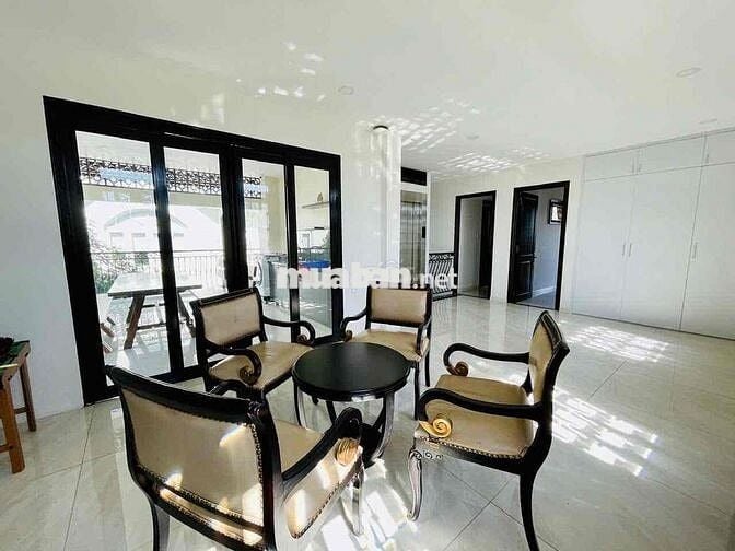 CHO THUÊ BIỆT THỰ GÓC AN VIÊN – CHỈ VÀI BƯỚC CHÂN RA BIỂN