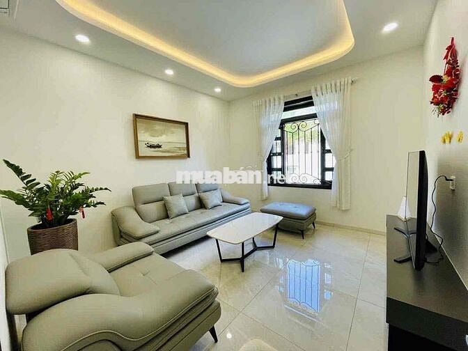 CHO THUÊ BIỆT THỰ GÓC AN VIÊN – CHỈ VÀI BƯỚC CHÂN RA BIỂN