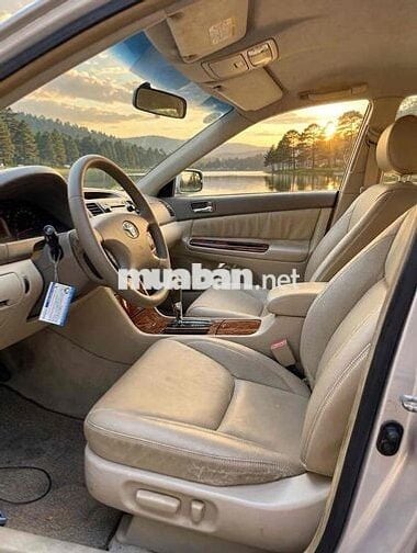 Toyota Camry 2004 Vàng cát