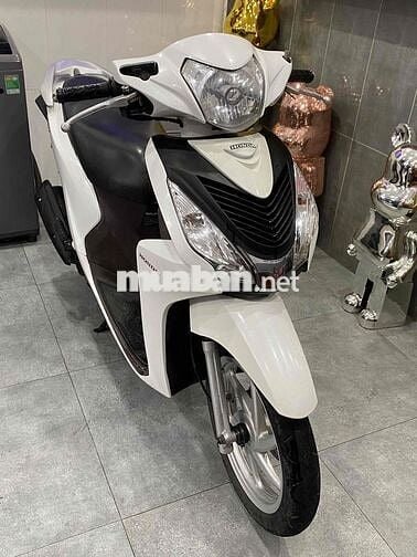 Honda Vision Trắng