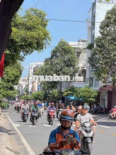 CHO THUÊ NHÀ MẶT TIỀN ĐÔNG ĐÚC -HÀN HẢI NGUYÊN-QUẬN 11
