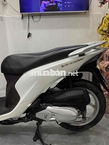 Honda Vision Trắng