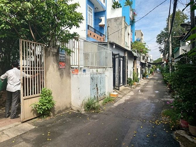 ĐẤT THỔ CƯ NGAY CẦU BẾN LỘI BÌNH TÂN, 4x14m
